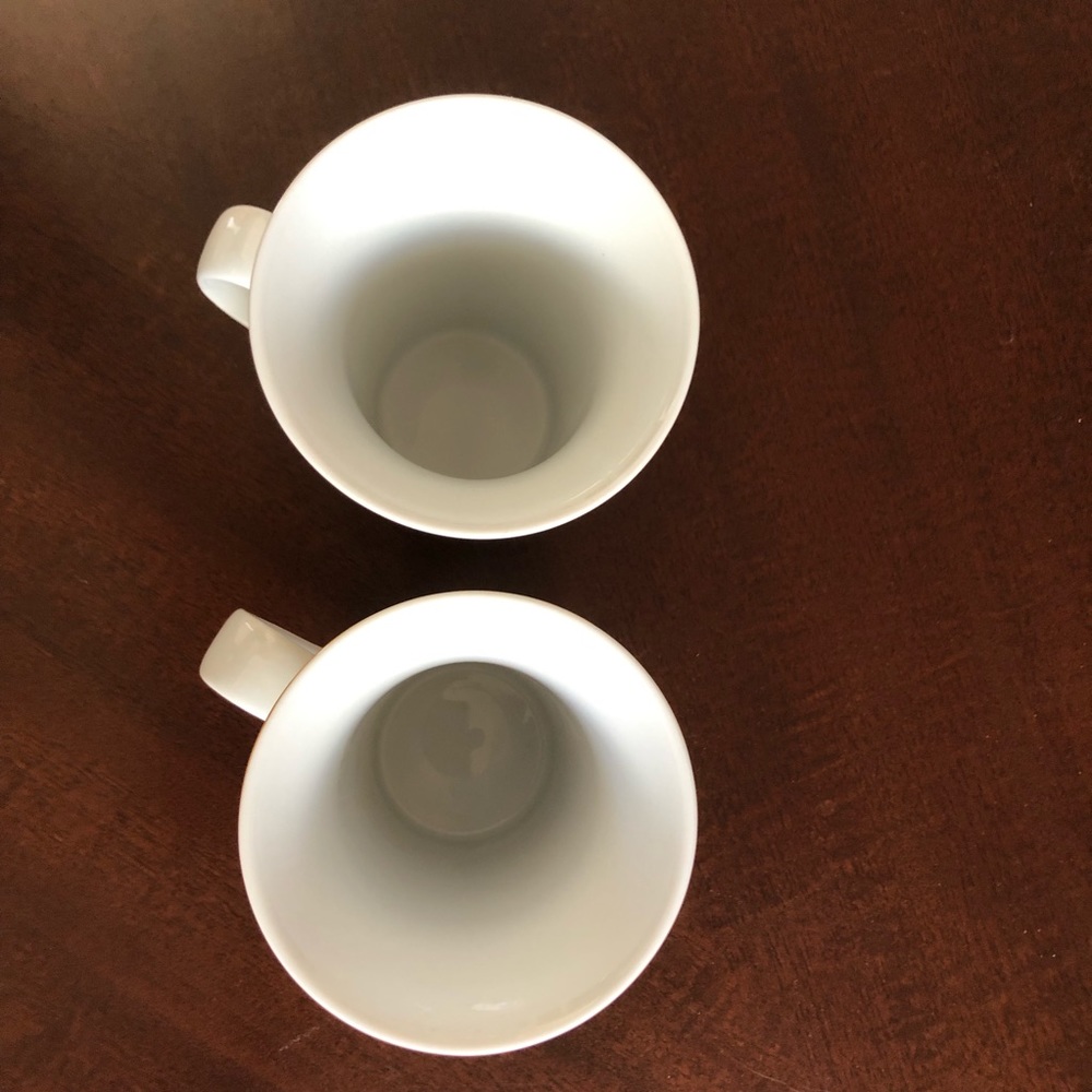 Pair Of Victorian Santa Coffee Mugs - Picture 6 of 6